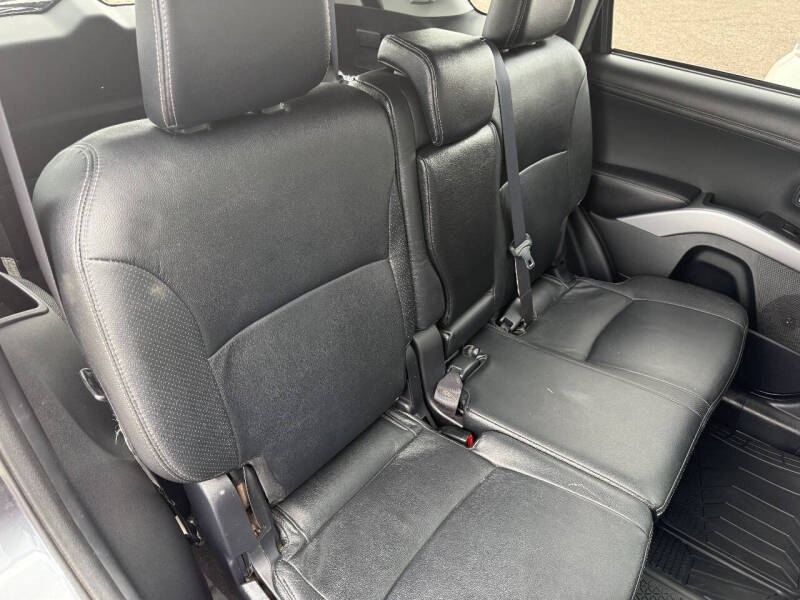 2012 Mitsubishi Outlander GT