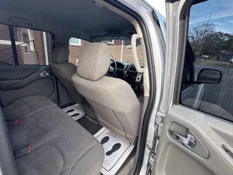 2016 Nissan Frontier SV