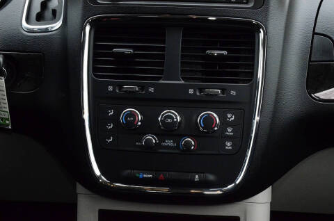 2020 Dodge Grand Caravan SE