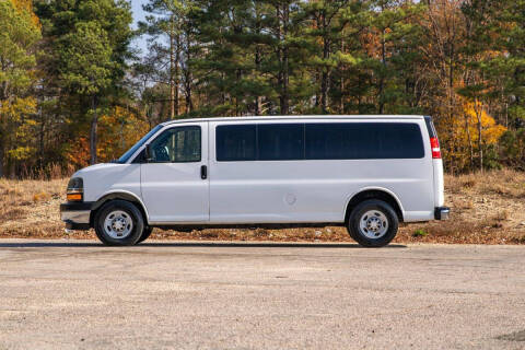 2017 Chevrolet Express LT 3500