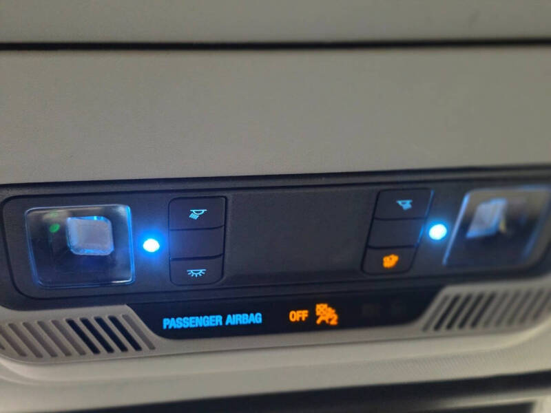 2022 Ford Mustang Mach-E Select