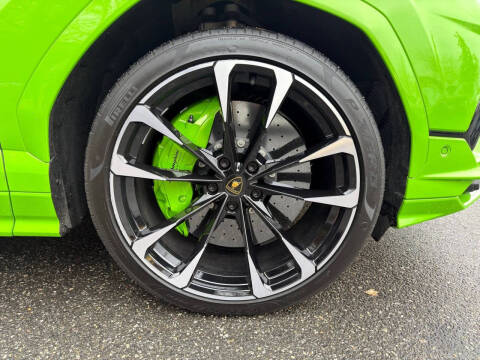 2024 Lamborghini Urus S