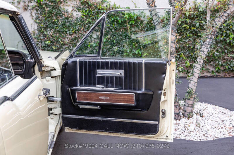 1965 Lincoln Continental