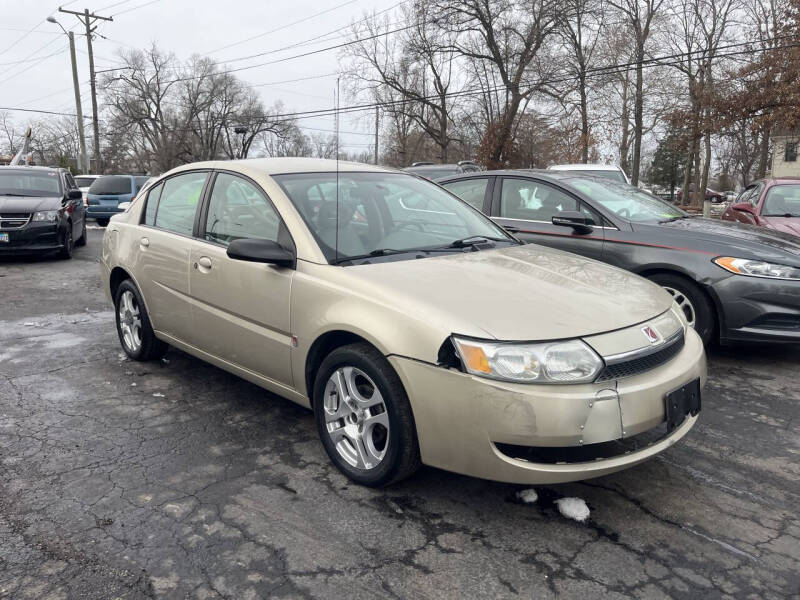 2004 Saturn ION 3's photo