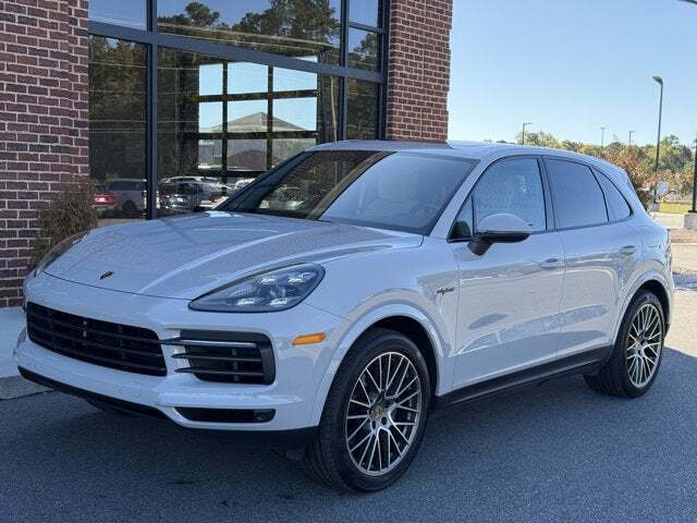 2022 Porsche Cayenne E-Hybrid Platinum Edition