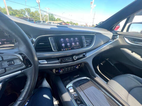 2023 Buick Enclave Essence