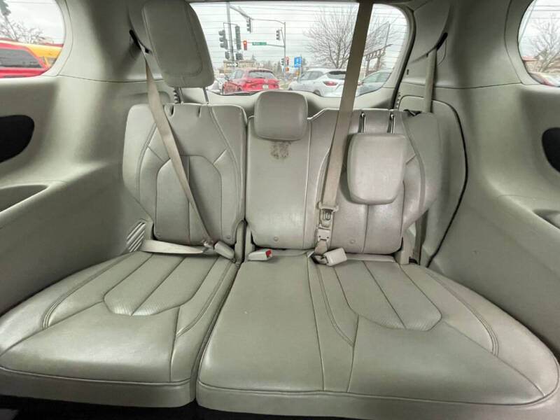 2021 Chrysler Voyager LXi