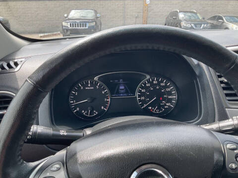 2020 Nissan Pathfinder SL