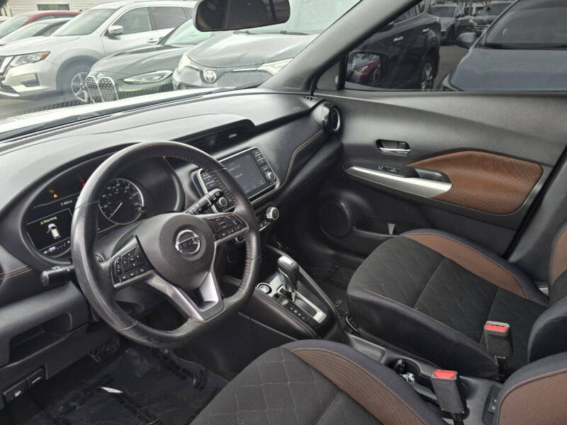 2018 Nissan Kicks SR