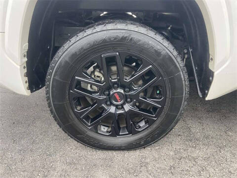 2022 Toyota Tundra SR5