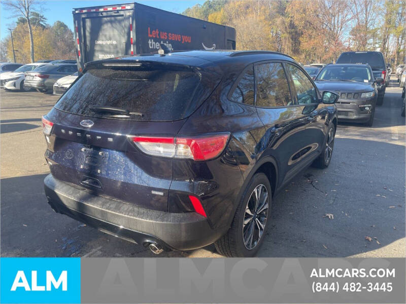 2021 Ford Escape Hybrid SE