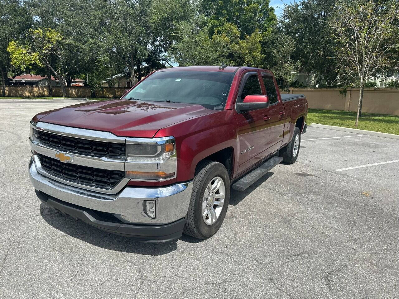 2016 CHEVROLET Silverado Pickup - $11,995