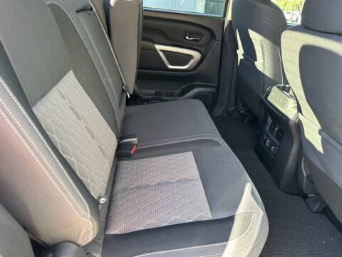 2024 Nissan Titan SV