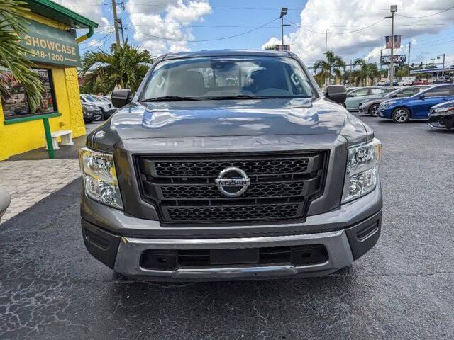 2022 Nissan Titan 5