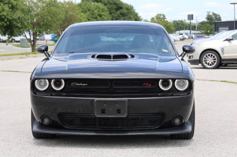 2018 Dodge Challenger 392 HEMI Scat Pack Shaker