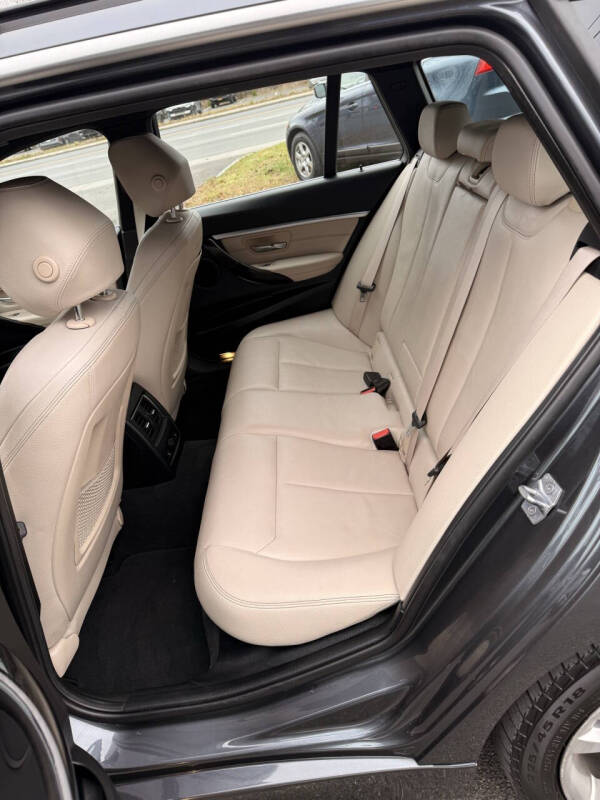 2017 BMW 3 Series 330i xDrive