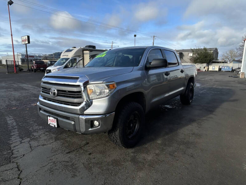 2014 Toyota Tundra SR5