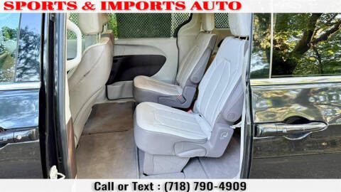 2020 Chrysler Voyager LXi