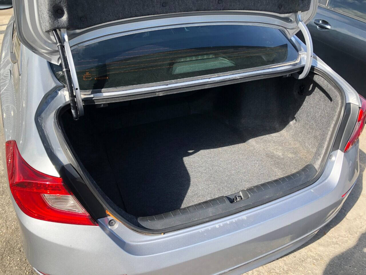 2019 Honda Accord Sedan - $18,900