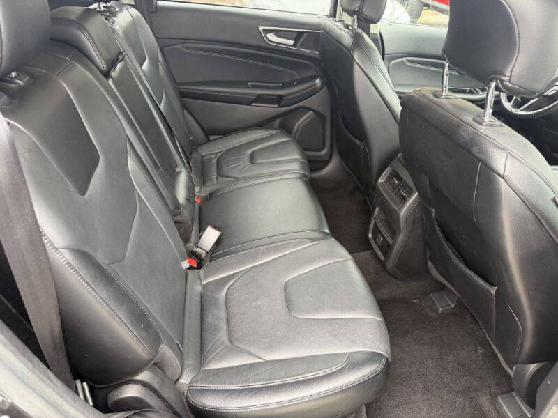 2016 Ford Edge Titanium