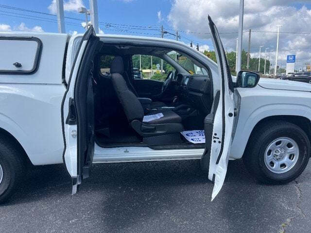2023 Nissan Frontier 16
