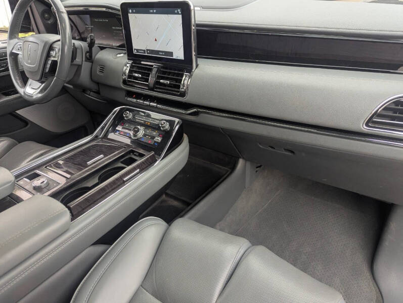 2019 Lincoln Navigator L Reserve
