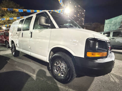 2010 GMC Savana 2500