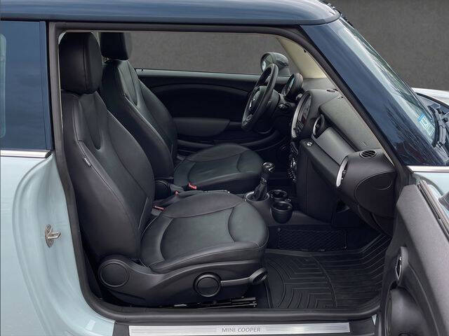 2013 MINI Hardtop Cooper
