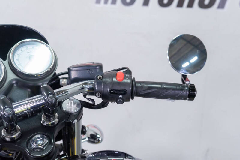 2015 Triumph Thruxton
