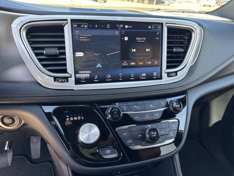 2026 Chrysler Pacifica Pinnacle