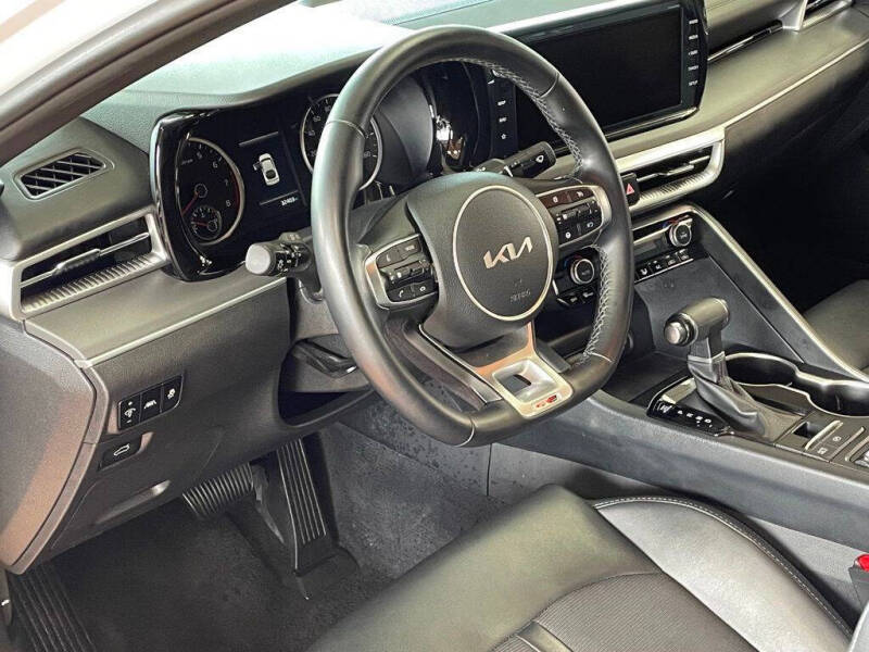 2022 Kia K5