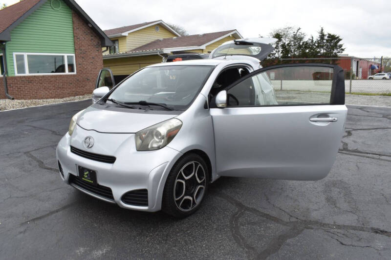 2013 Scion iQ