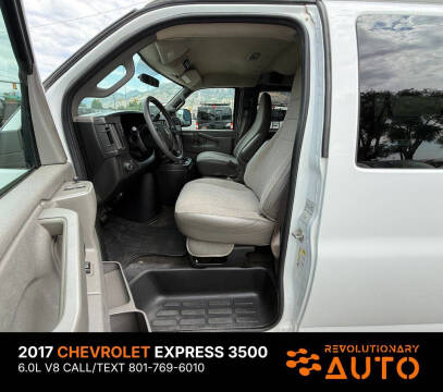 2017 Chevrolet Express LT 3500