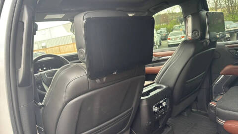 2023 GMC Yukon Denali Ultimate