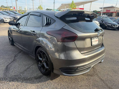 2018 Ford Focus ST