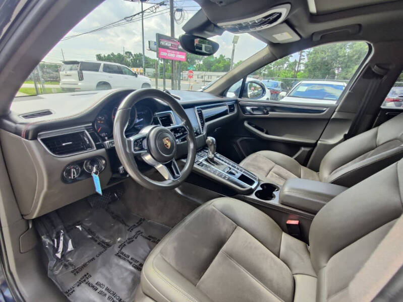 2018 Porsche Macan
