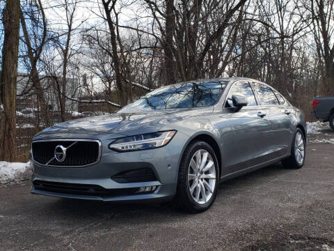 2018 Volvo S90 T6 Momentum