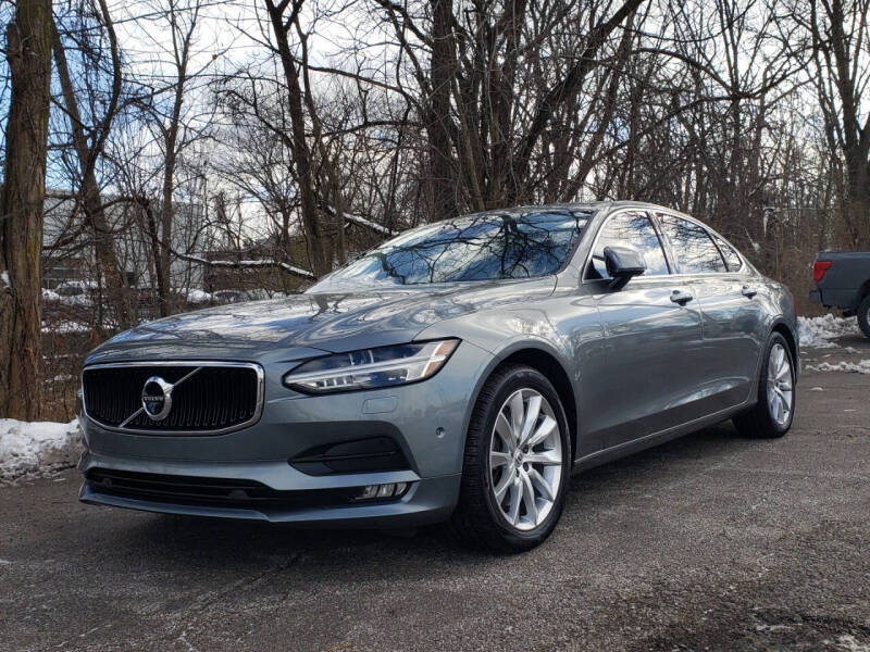 2018 Volvo S90 T6 Momentum