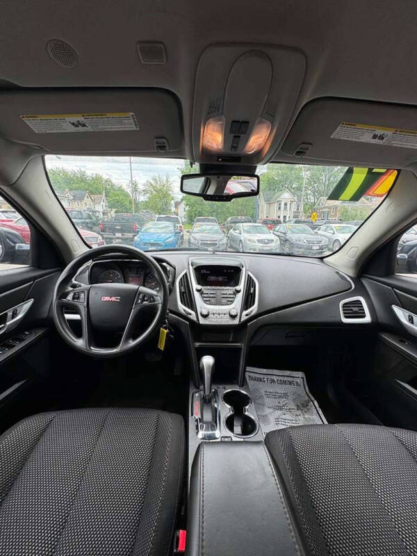 2017 GMC Terrain SLE-1