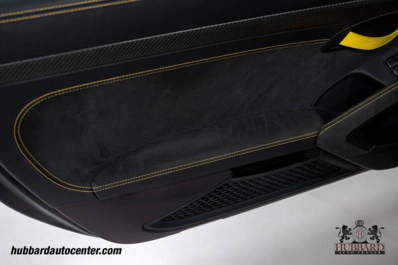 2023 Porsche 718 Cayman GT4 RS