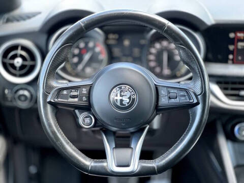 2022 Alfa Romeo Stelvio Sprint