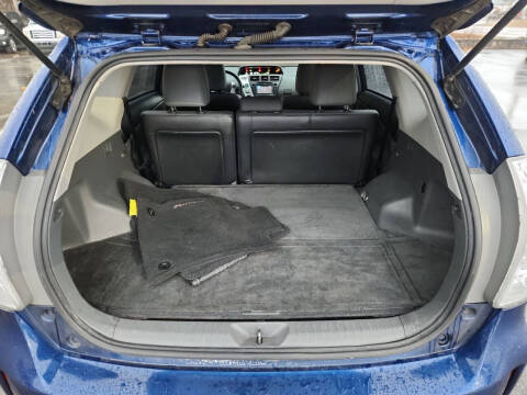 2013 Toyota Prius v Five