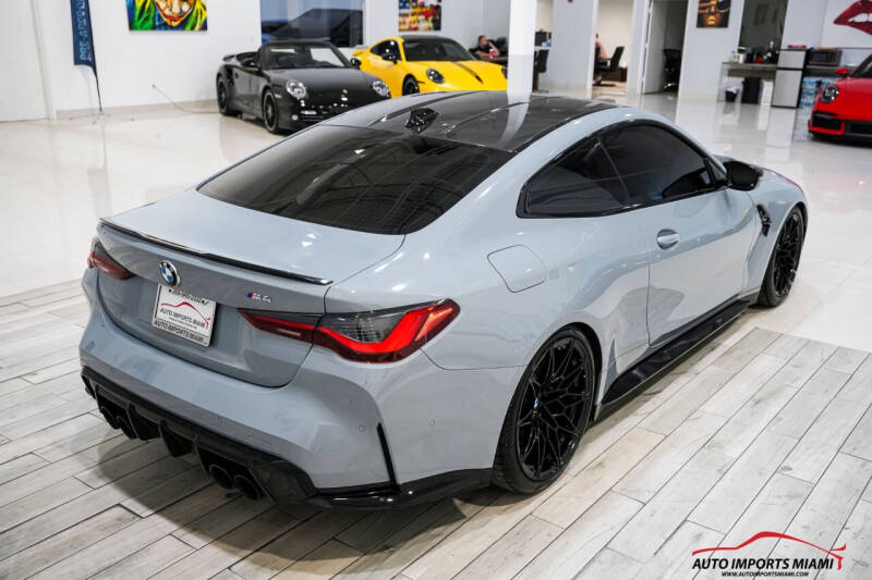 2022 BMW M4