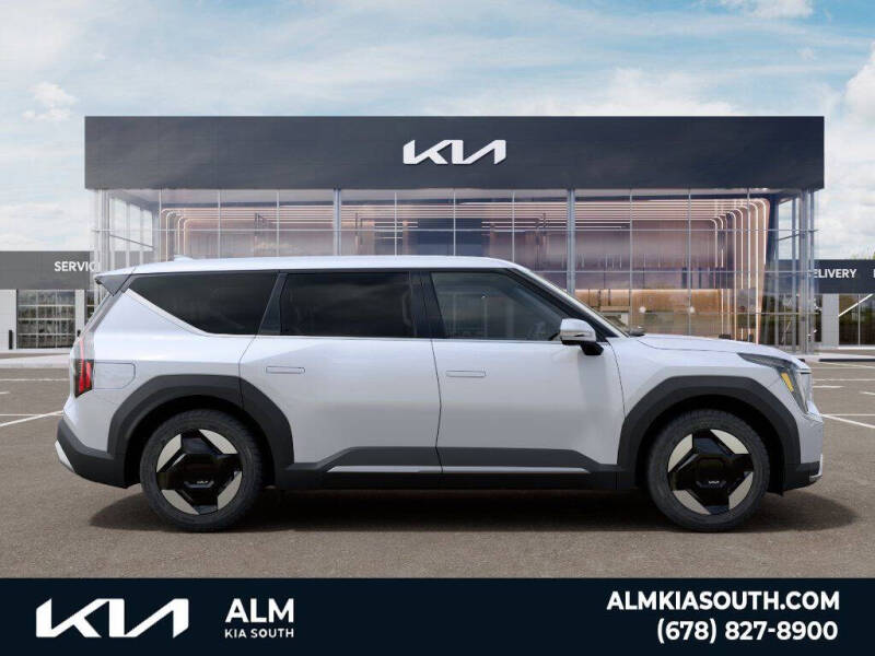 2026 Kia EV9 Light Long Range