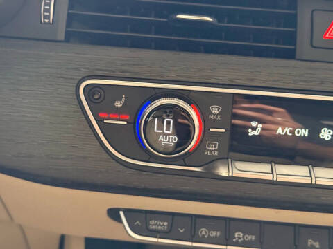 2017 Audi A4 2.0T quattro Premium Plus