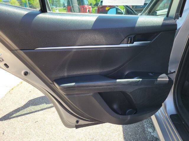 2019 Toyota Camry LE