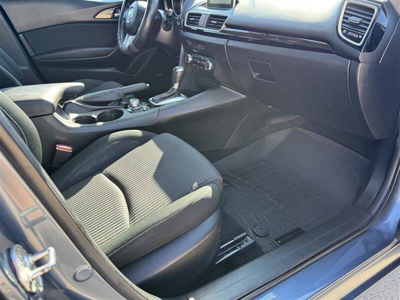 2015 Mazda MAZDA3 i Touring