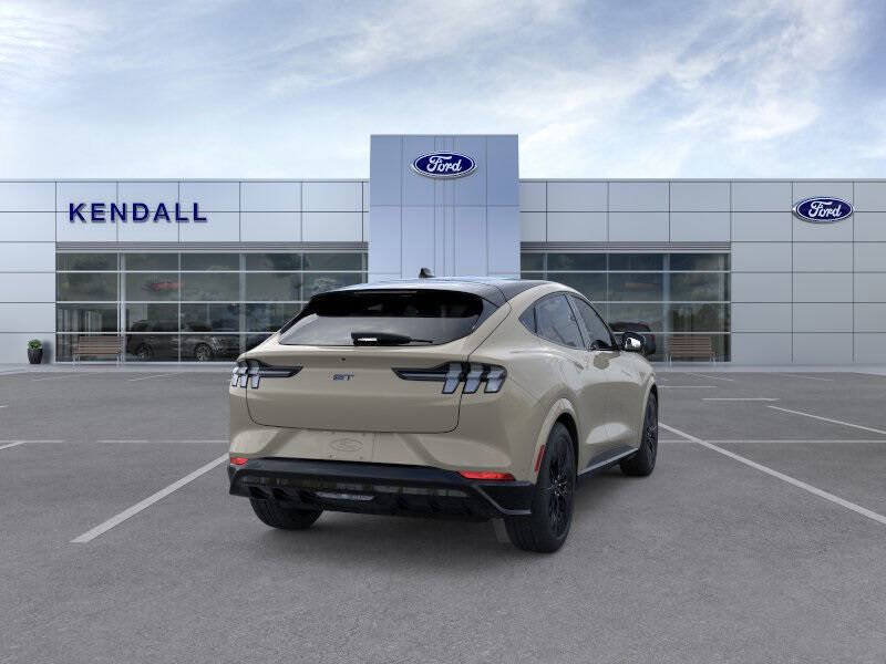 2025 Ford Mustang Mach-E GT