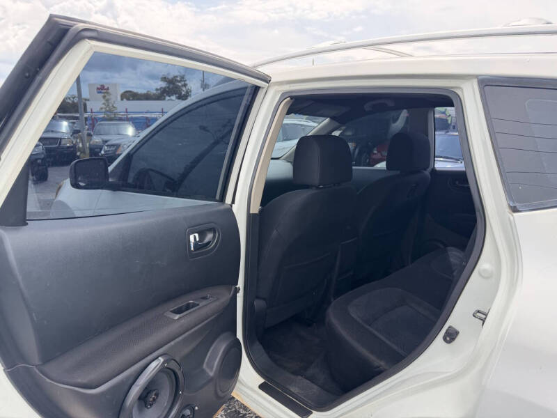 2014 Nissan Rogue Select S
