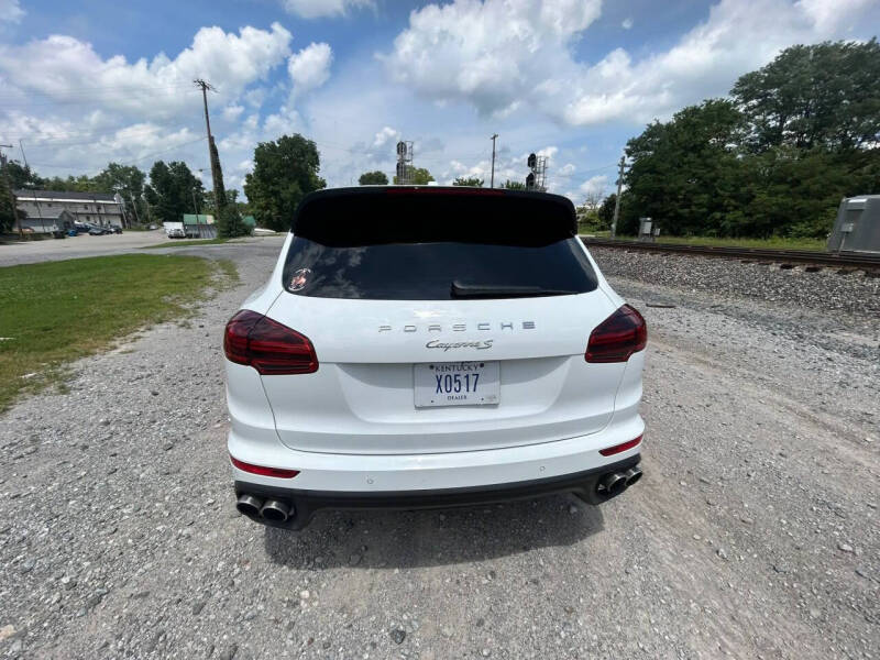 2017 Porsche Cayenne S
